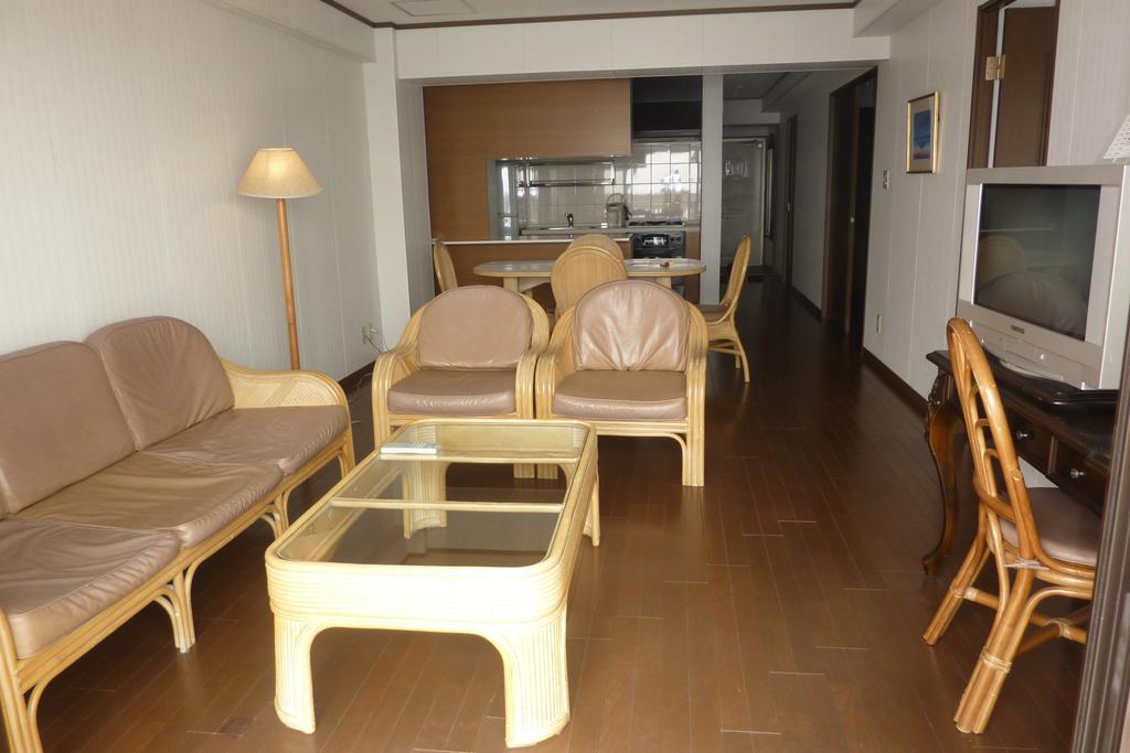 Morimar Resort Hotel Yomitan Exterior photo